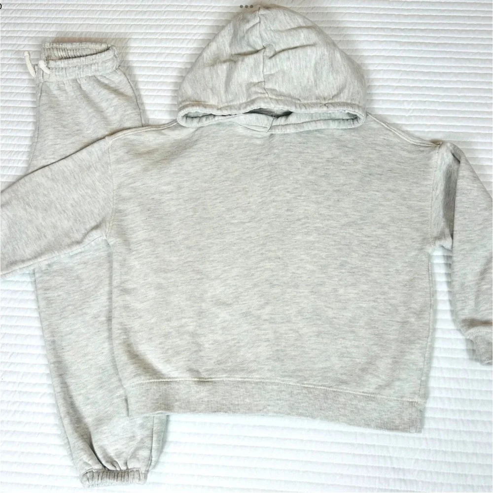 Zara Kids Gray Sweatsuit Fleece Sweatshirt Jogger Set Size 5-6 Matching Outfit